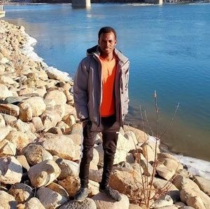 Meet your Posher, Khalid